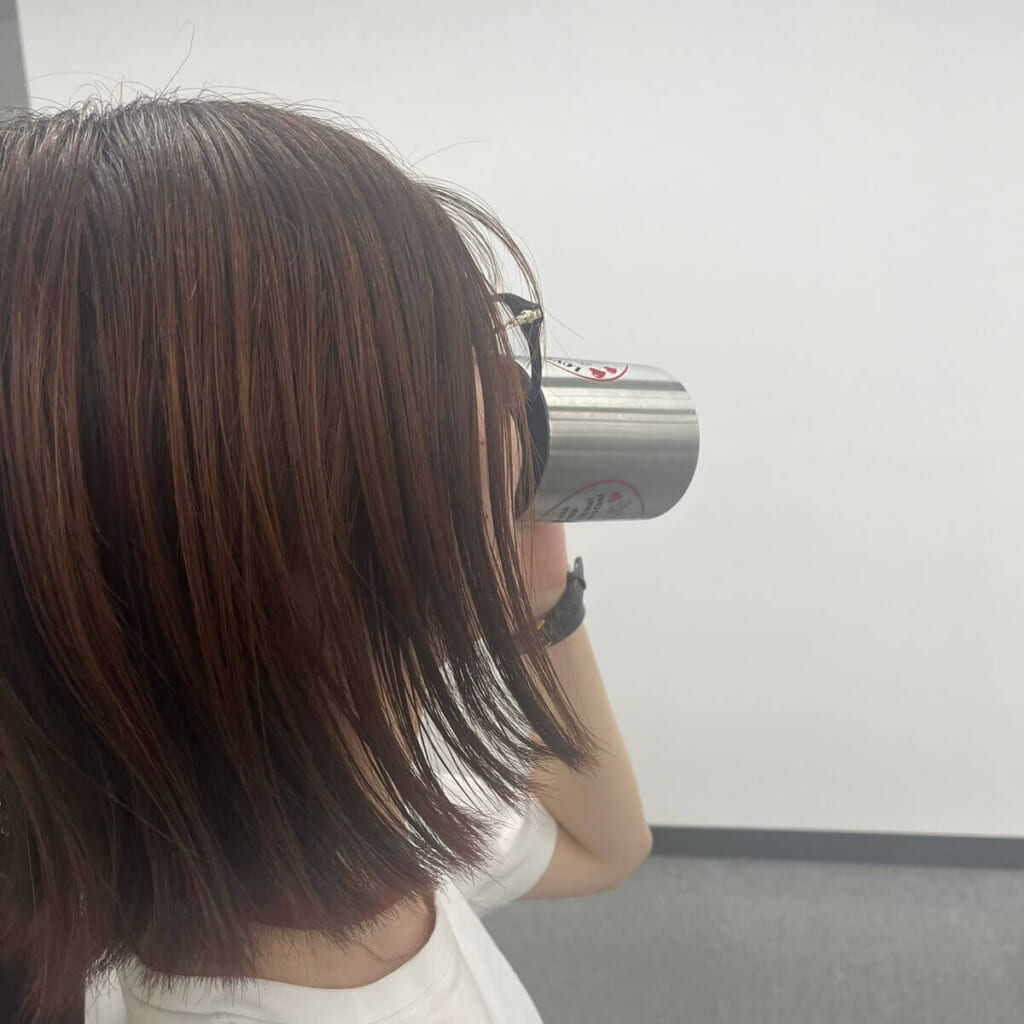 ピルを服用している様子